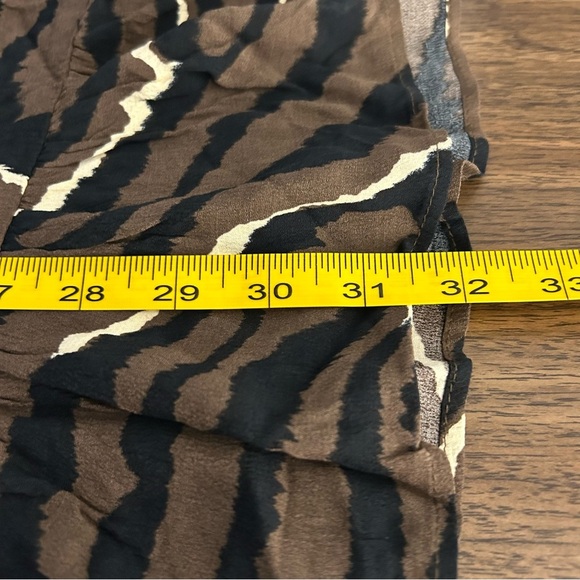 💕 Zara Black and White Wrap Dress with Plunge Neckline M - Picture 11 of 13